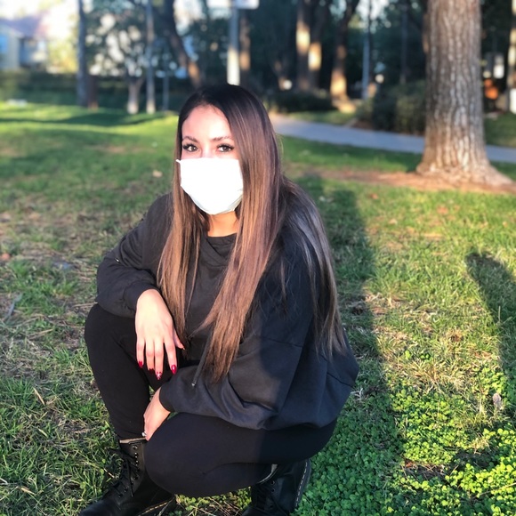 Meet your Posher, Ana - Picture 1 of 1